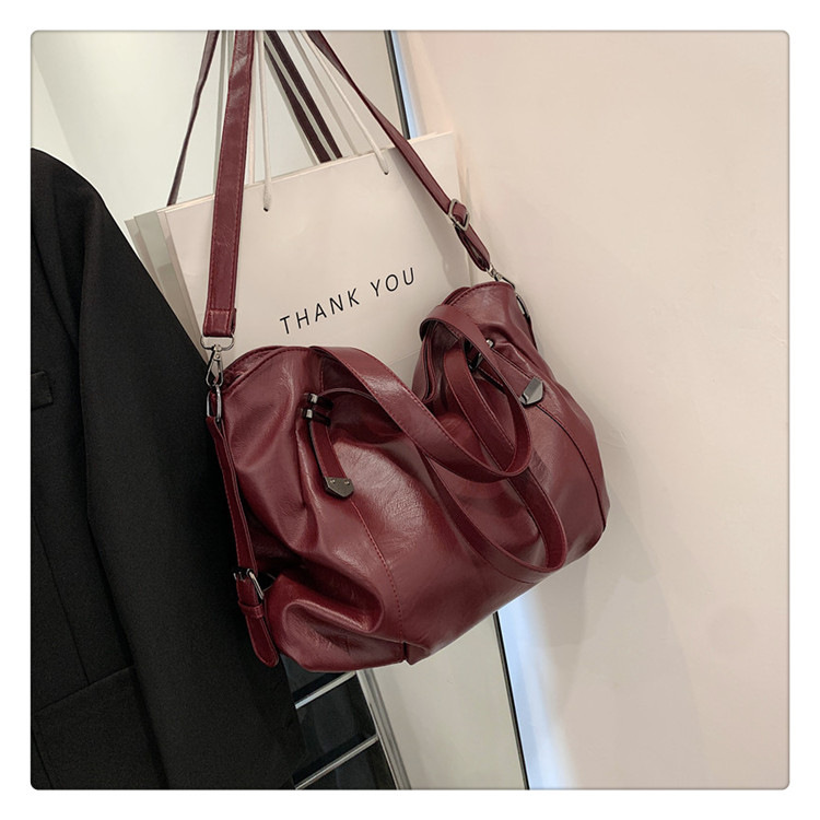 New fashionable European and American women's bags, retro and simple single-shoulder bags, large-capacity high-quality handbags, elegant crossbody bags are in stock undefined