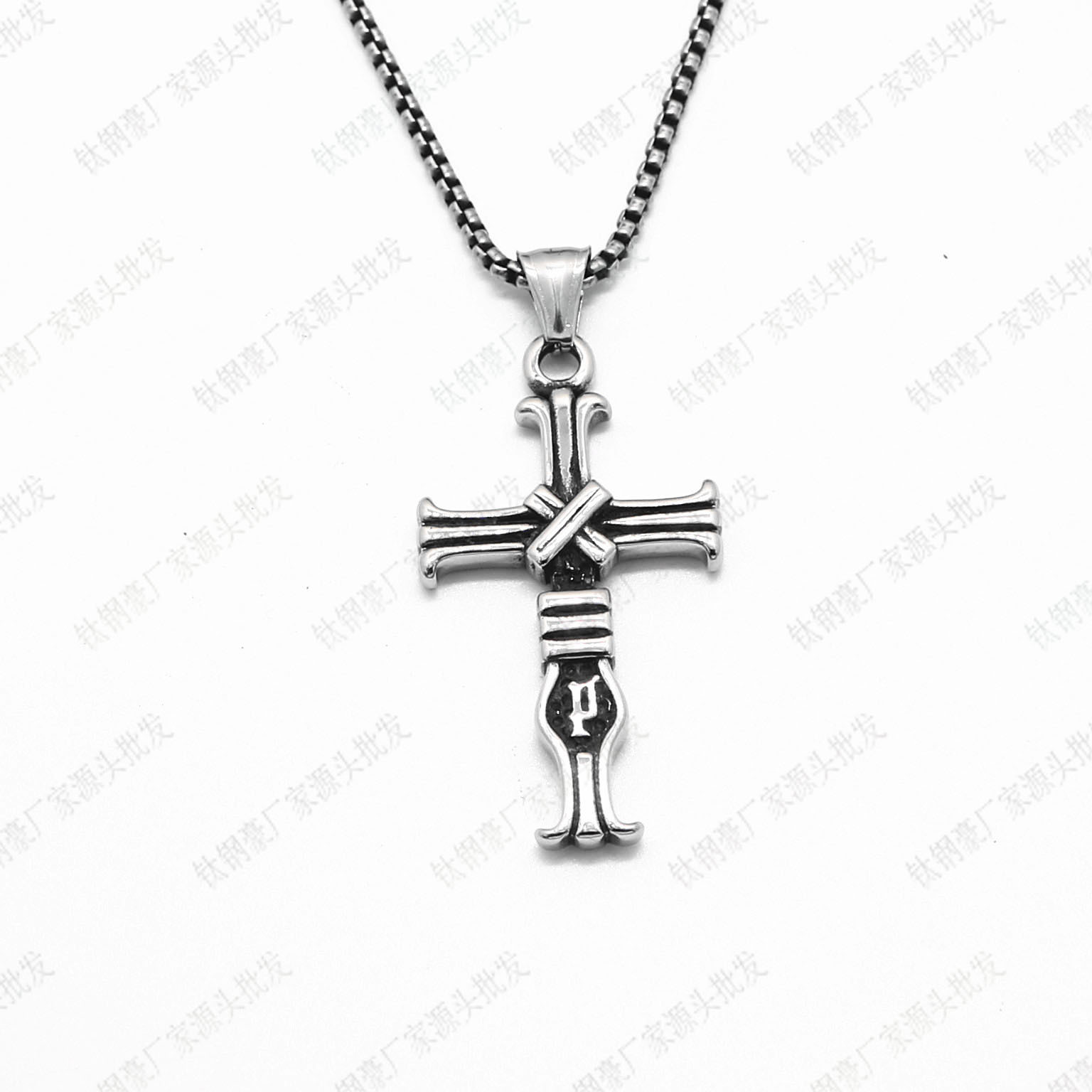 design necklace for men and women stainless steel