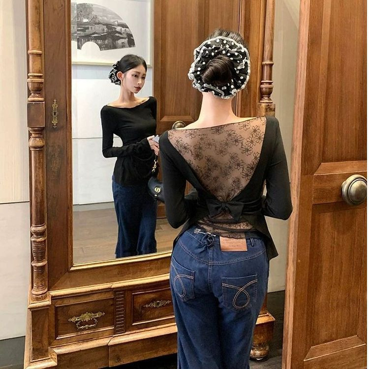 Black Bottoming Shirt with Breast Pads for Women 2025 New Autum Lace T-Shirt with Sexy Design Long-Sleeved Top