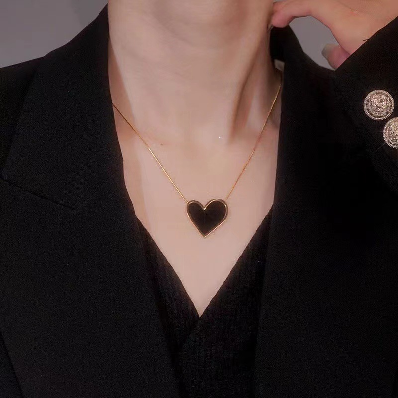 Plating Design Elegant Lady Heart Shape Titanium Steel Plating Pendant Necklace