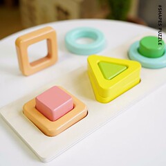 蒙氏早教パネル認知パズル玩具形状ペア幼児手掴み板1-2歳半赤ちゃん