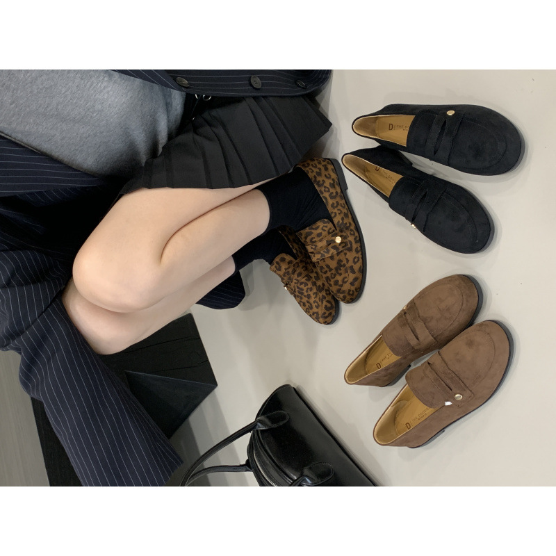 法式平底玛丽珍单鞋女鞋子2025新款春秋季复古温柔黑色绒面晚晚鞋