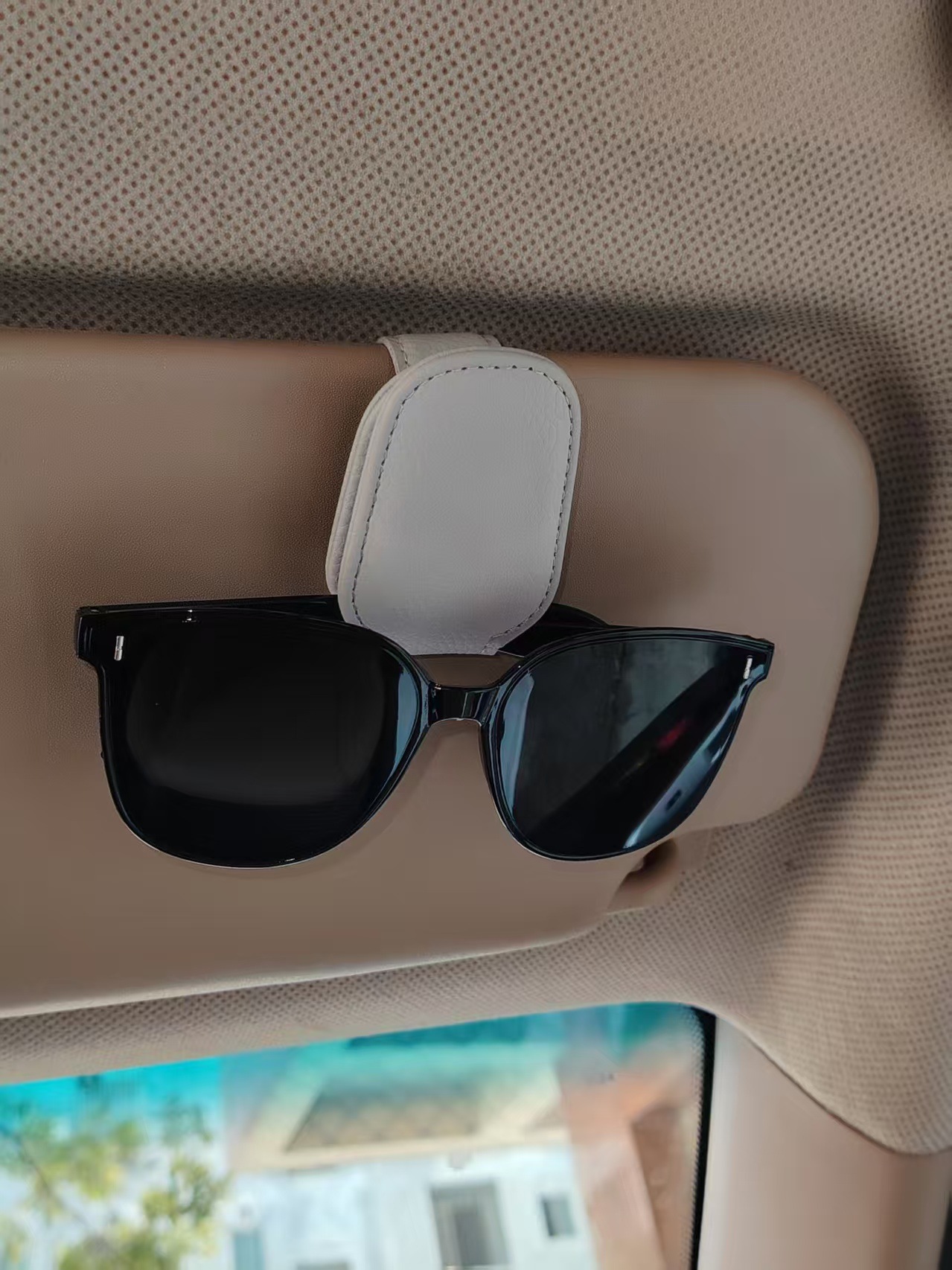 Car-Mounted Glasses Clip, Sunglasses, Car Sun Visor, Magnetic Ticket Holder, New Product, Cross-Border, Multi-Functional