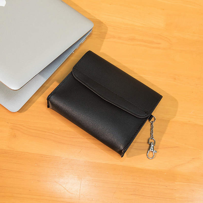 단일 검정색 파워 팩