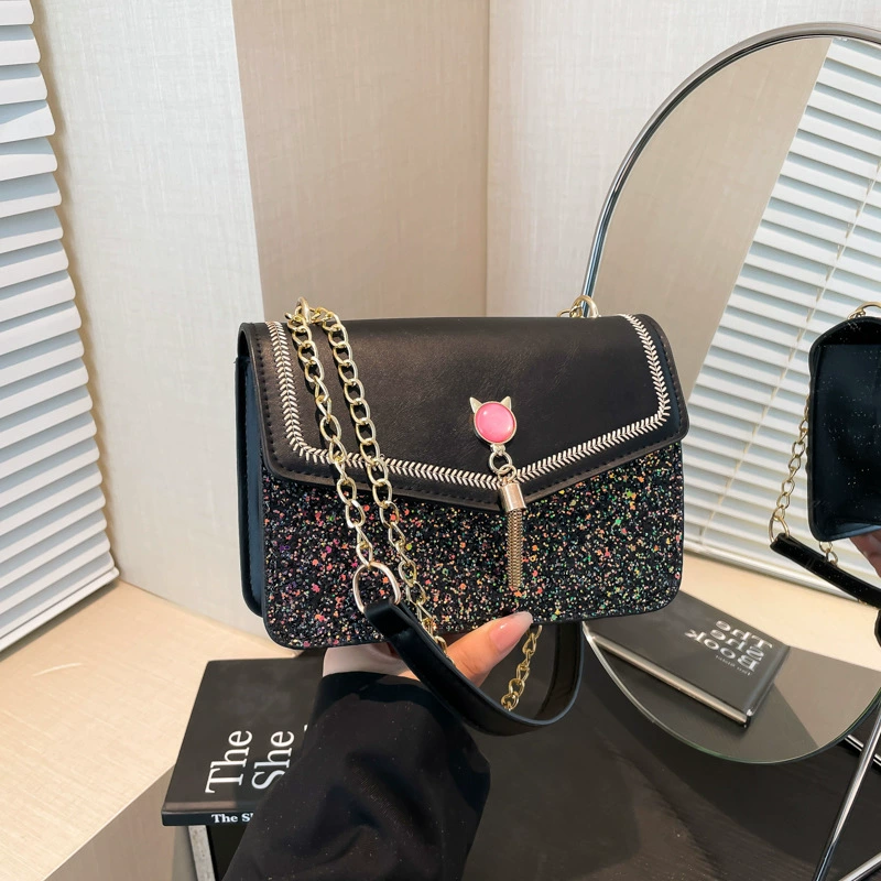 Суперпопулярная сумка с кисточками для женщин, лето 2025, новая сумка через плечо с пайетками, нишевая, высококачественная, модная, универсальная маленькая квадратная сумка