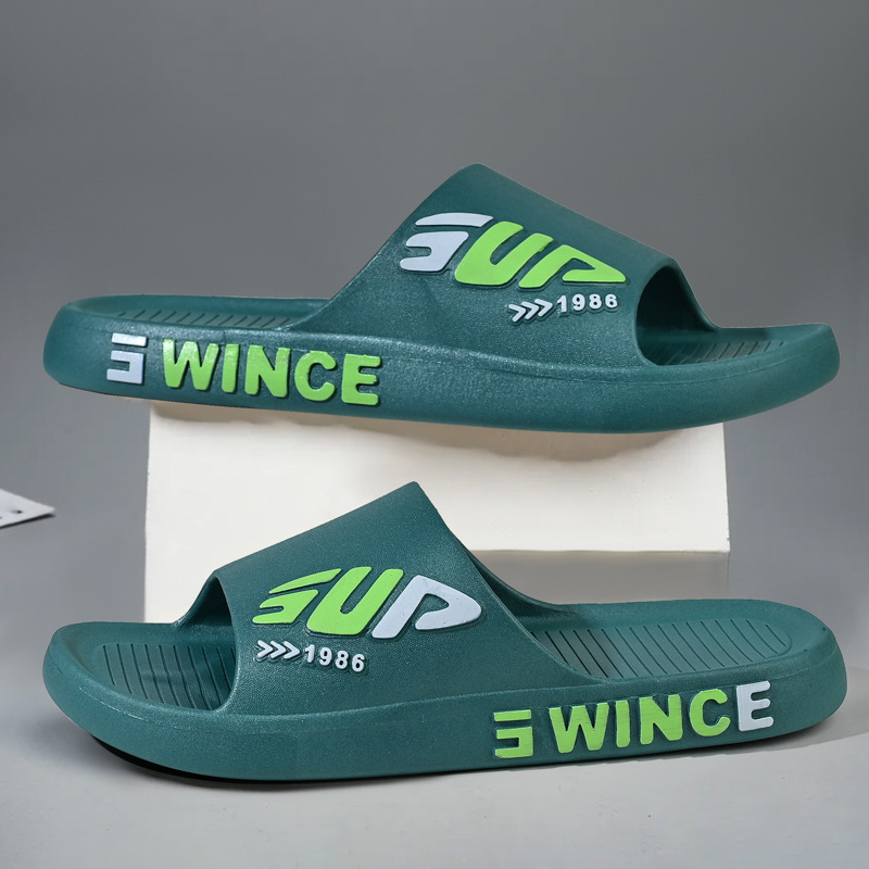 Nuevos materiales de goma blanda para el hogar zapatillas de pareja interior al aire libre moda de verano nuevo calentamento zapatillas de hombre suaves