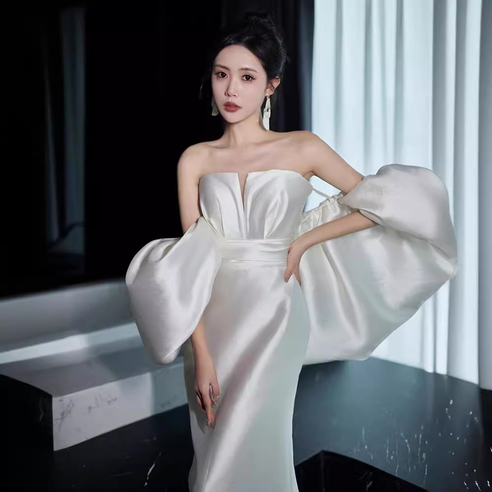 French satin tube top light wedding dress bride niche simple white fishtail welcome door yarn wedding dress