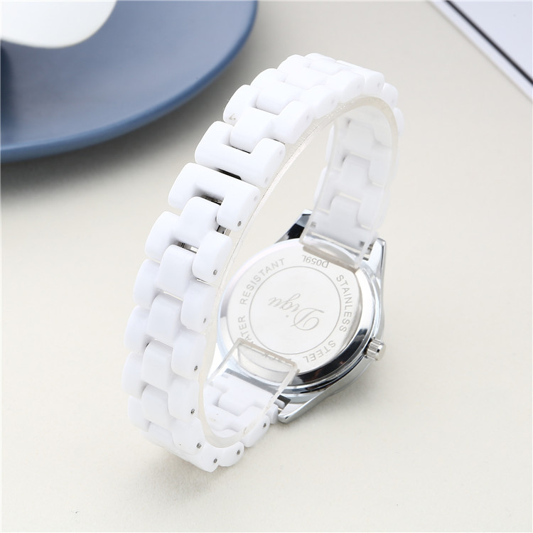 White trend fashionable waterproof quartz watch