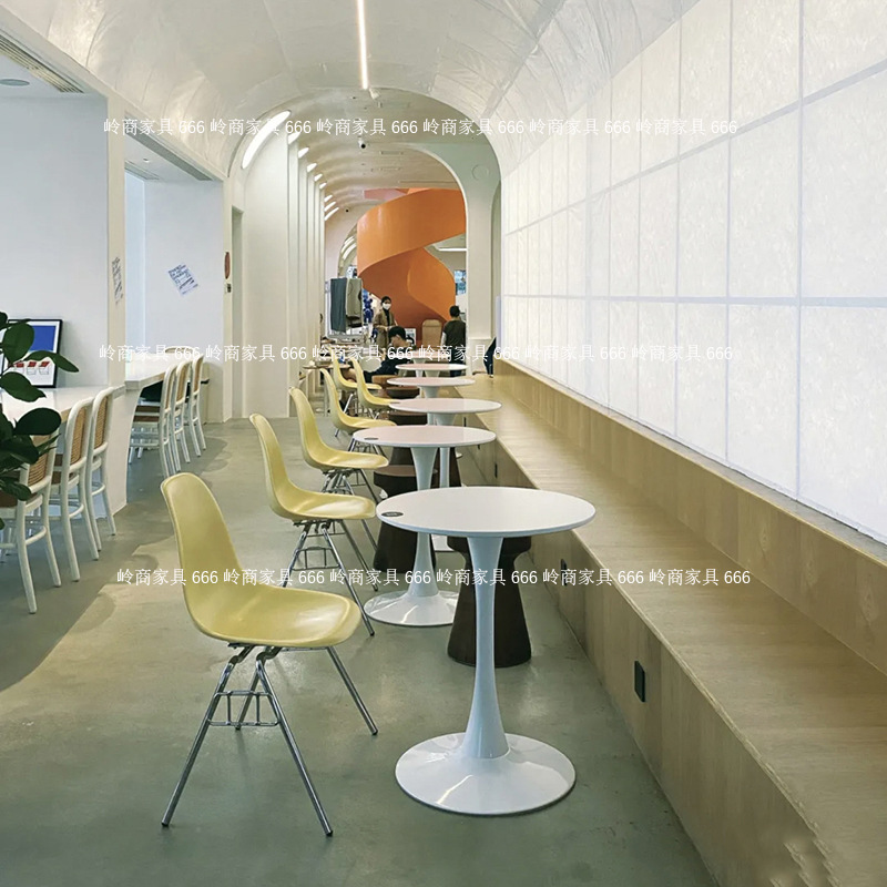 Nordic design light luxury nail shop dressing stool coffee shop milk tea shop fashion simple backrest dining table and chair combination