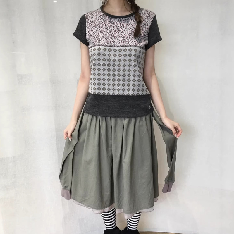 Korean-Style Niche Design with Two Sleeves Tied with Straps, Double-Layered Fabric, Layered A-Line Short Skirt