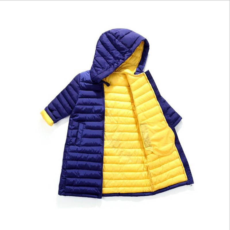Chaqueta de plumón para niños medianos y largos 2025 otoño y invierno nuevo estilo coreano para niños gruesos chaqueta de plumón larga