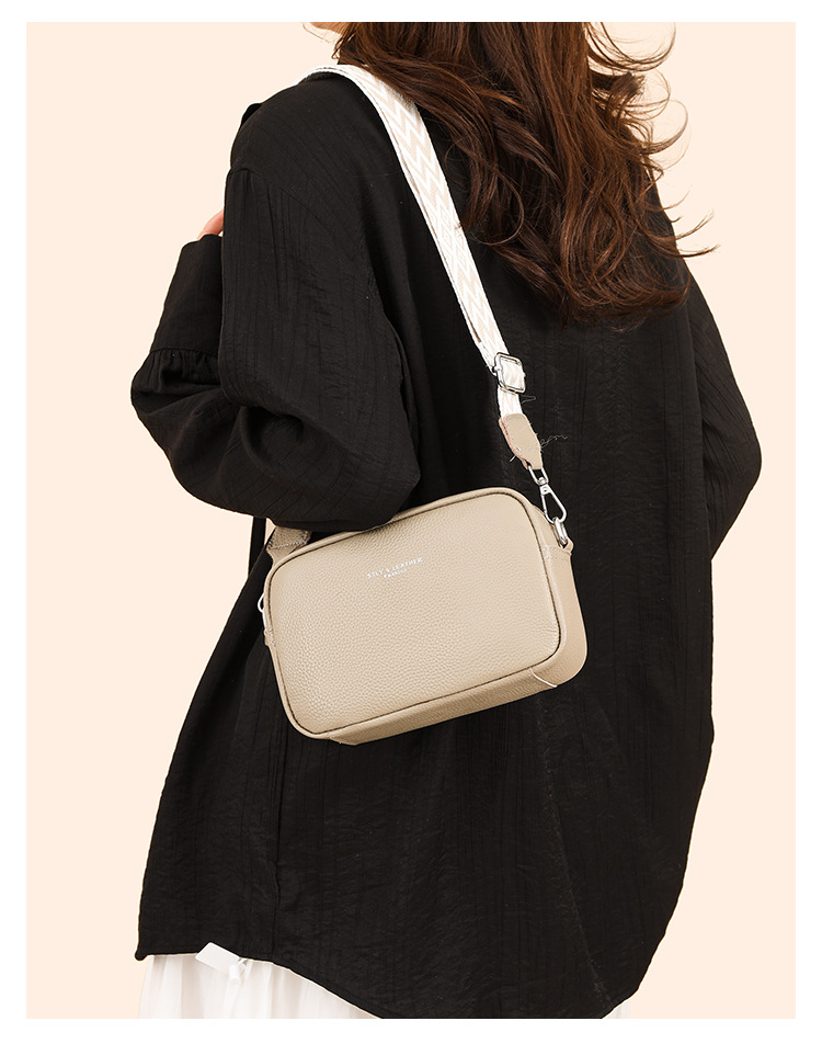 Women's Genuine Leather Crossbody Bag With Wide Strap_voghion.com