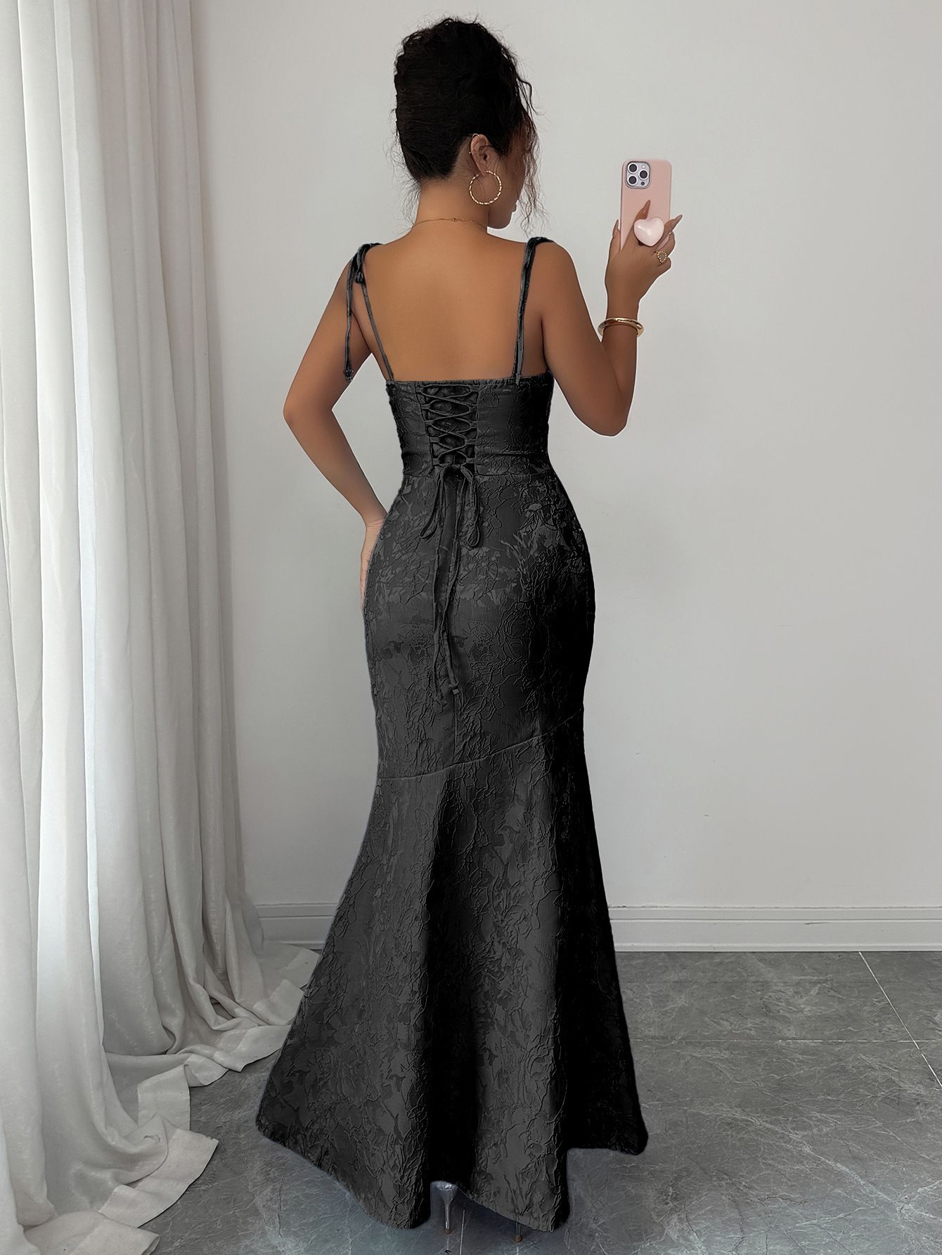 Elegant Bodycon Dress – Sleeveless Wrap Dress For Women (Chic & Versatile) – Stretchy Fabric & Flattering Fit_ecoleips.com