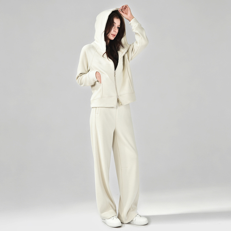 Women's sportswear set, 2026 new autumn/winter collection, fleece-lined hooded jacket, women's running and casual two-piece set, thick sweatshirt