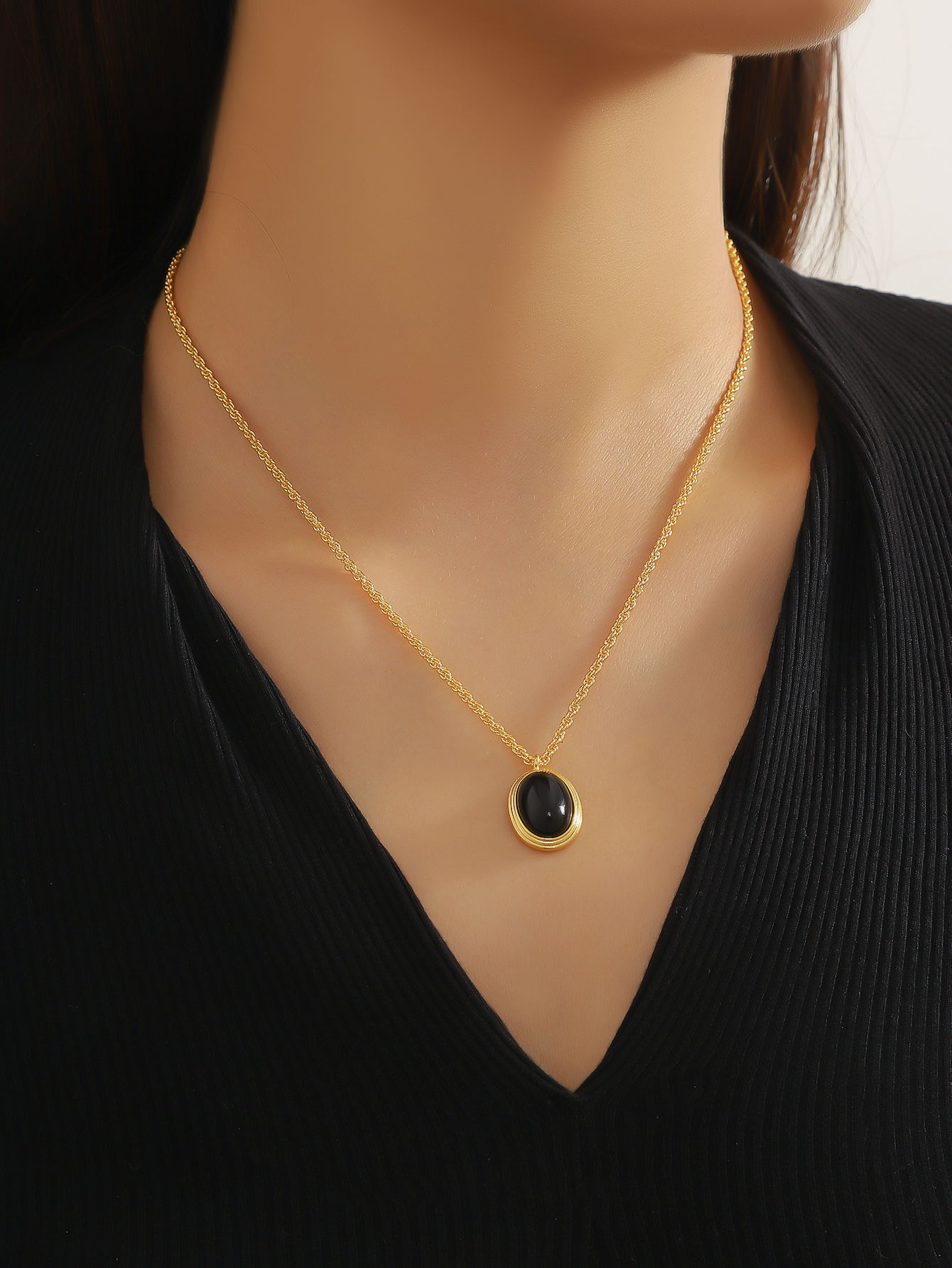 Colier oval cu opal, stil cool, cu extract de praf, cu aluat prăjit și răsuciri, guler cu lanț_voghion.com