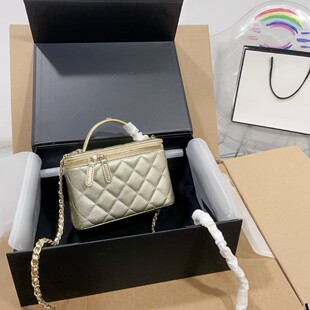 22P�L����朗l���@�ɫ������Ů�¿���ɫСС���ጣ�ٿ���}����