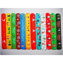 新款亚马逊圣诞节啪啪圈手腕带长帽圣诞PVC拍拍手环slapbracelet
