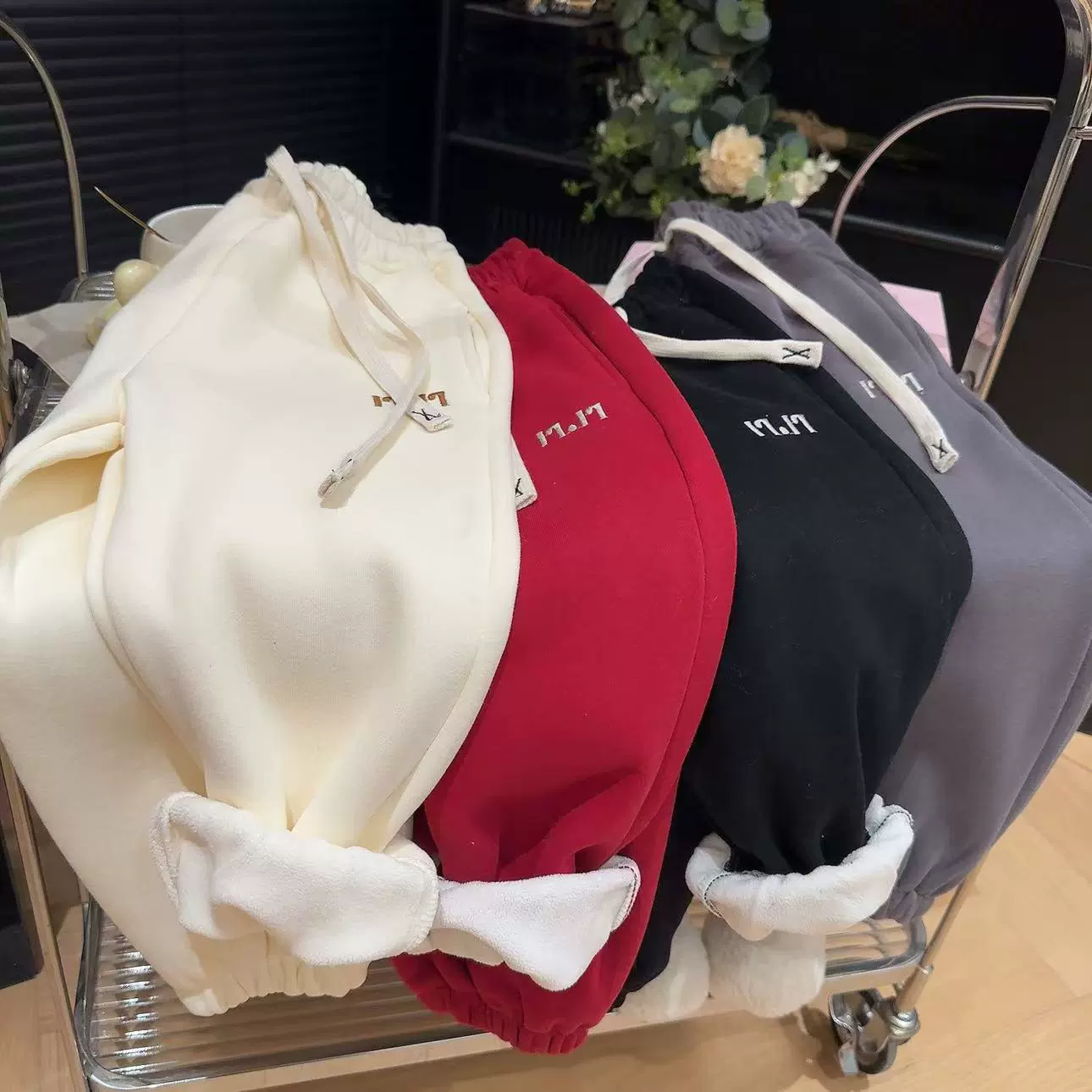 儿童秋冬款加绒裤子女宝宝加厚羊羔绒刺绣休闲长裤男童棉质运动裤