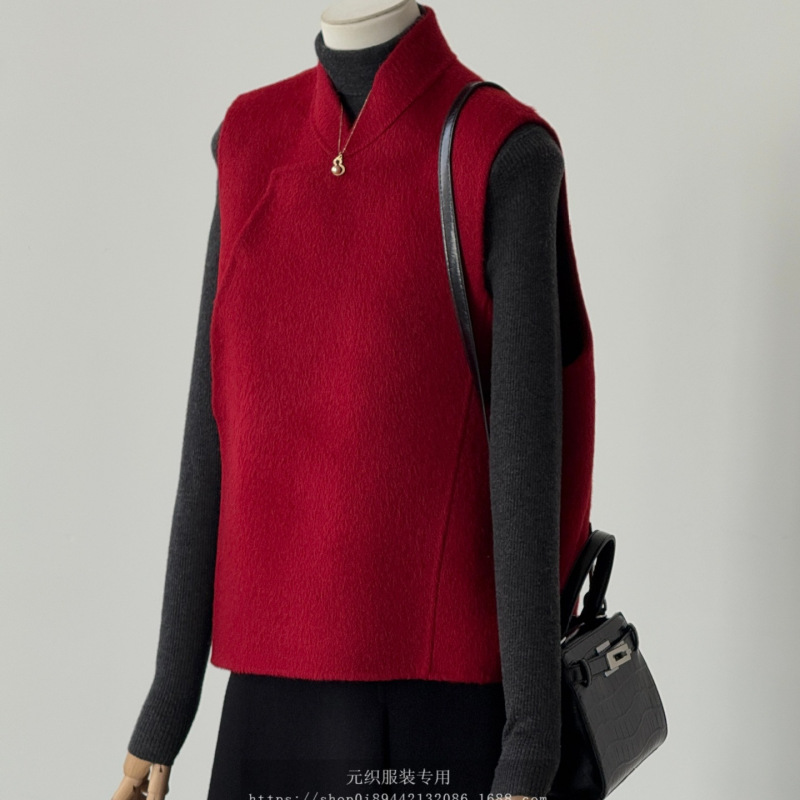 Christmas and New Year Red Festive Atmosphere New Chinese-Style Double-Sided Hand-Sewn Wool Vest with Asymmetrical Design Wool Waistcoat