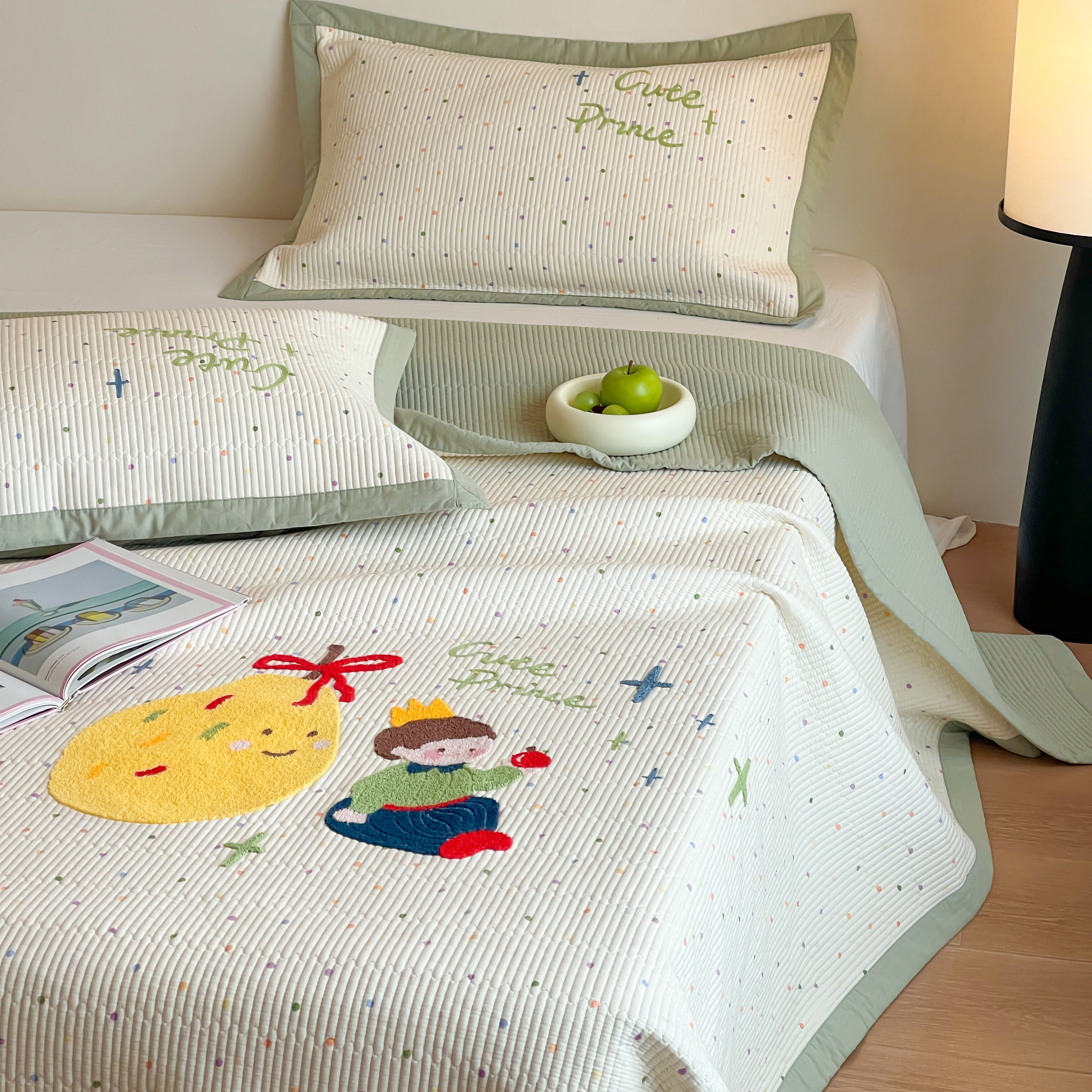 Cartoon Towel Embroidered Mother and Baby Type a Cotton Double-Layer Yarn Bed Cover Three-Piece Set Double-Sided Pure Cotton Quilted Thickeneded Bed Sheetss