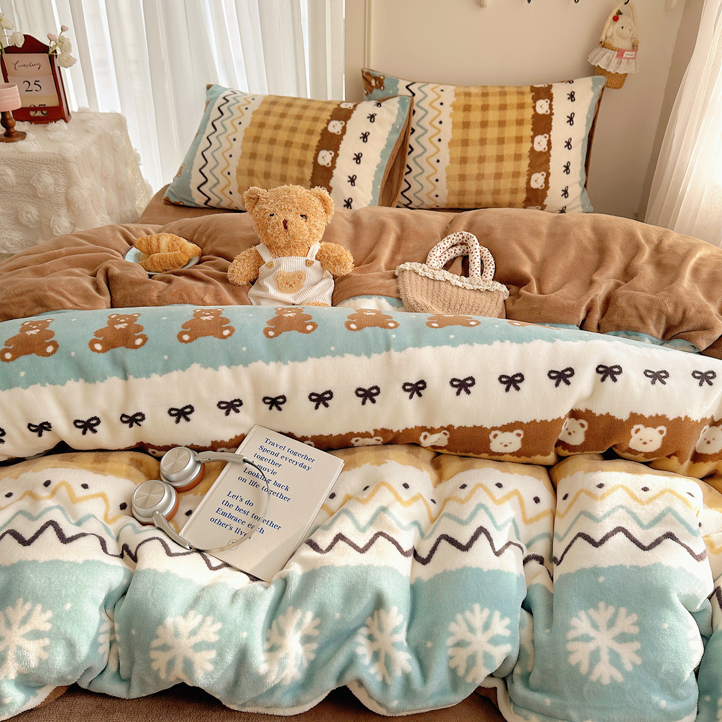 Madre y bebé clase A dormir desnudo invierno leche de peluche de cuatro piezas princesa viento caricatura encantadora sopa cubierta cubierta de tres piezas