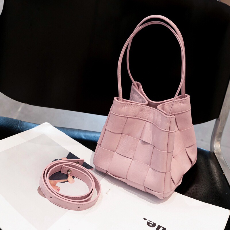 Emma BV bag high-end woven bucket fashion bag women's 2025 new autumn and winter shoulder handbag messenger bag