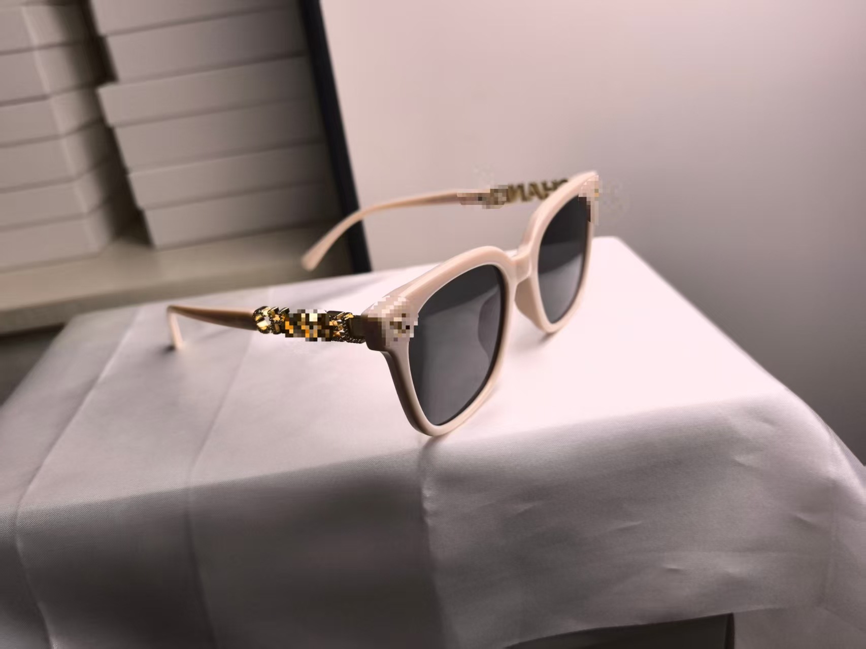 Fuchsia sunglasses