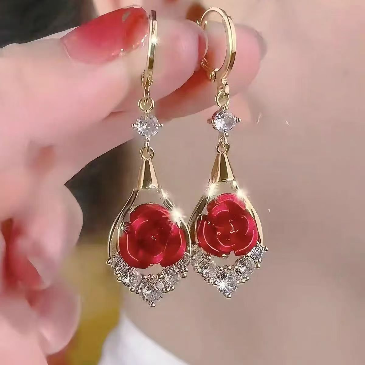 Red mesh rose earrings