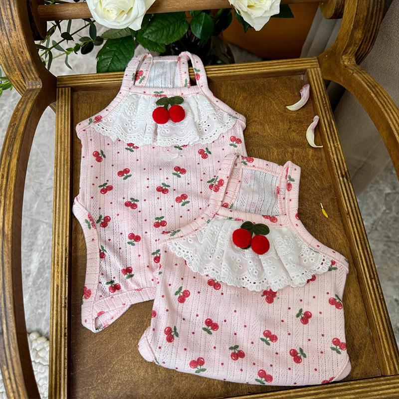 Ropa de mascotas primavera y verano nueva bolsa abdominal abdominal perros gatos lindos perros pequeños que osos Teddy ropa para el hogar