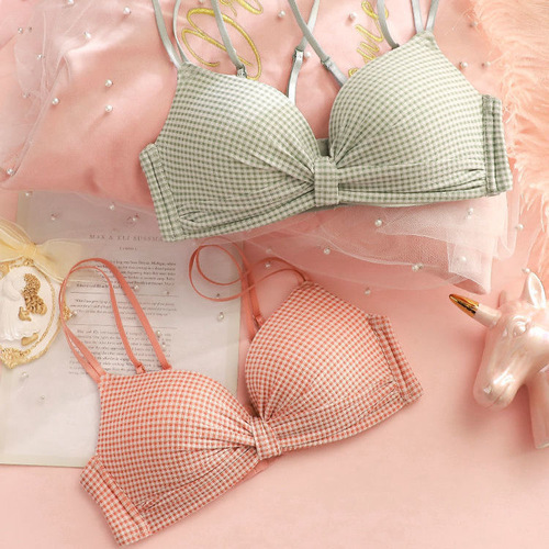 Bra set for Japanese girls, cute and sexy plaid, small breasts, gathered, no rims, beautiful back underwear, thin style for female students
