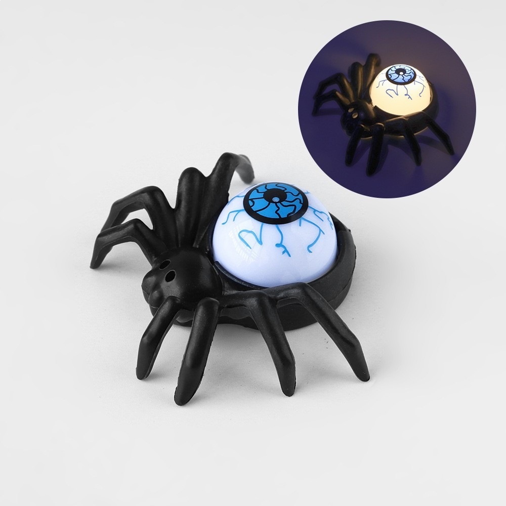 Lámpara de araña de ojo azul