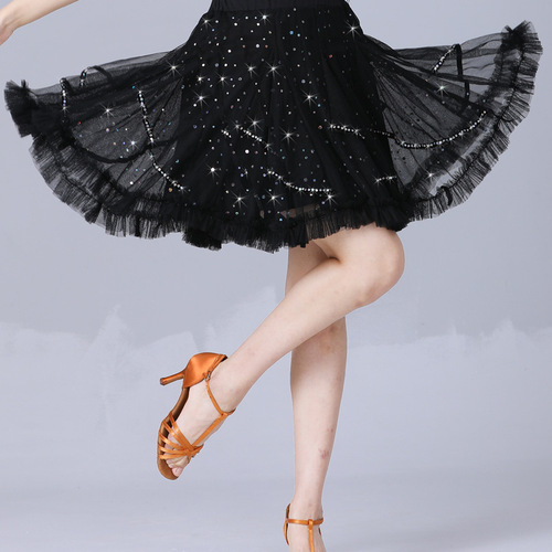 Latin dance skirt spring new practice clothes short skirt dance skirt professional performance clothing sequined square dance skirt