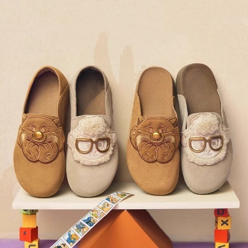 Zootopia Birkenstock Shoes for Women 2026 New Retro Slip-On Flats for Petite Women with Closed-Toe and Flat Sole