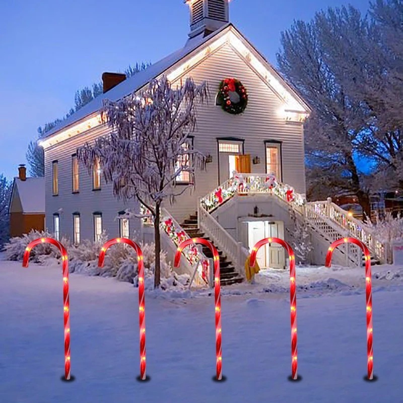 新しい太陽エネルギーのクリスマスの星の雪のペンダントの松葉杖のランプはクリスマスのシーンのキャンディーの松葉杖のランプを挿して明かりをつけます。|undefined