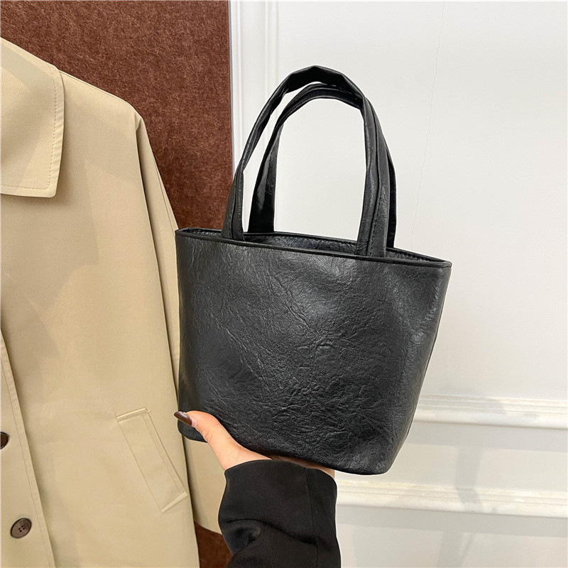 2024 invierno nicho de ocio bolso de mano cuadrado bolso de cuero suave simple viaje de hombro bolso de braza para trabajar bolso de mujer