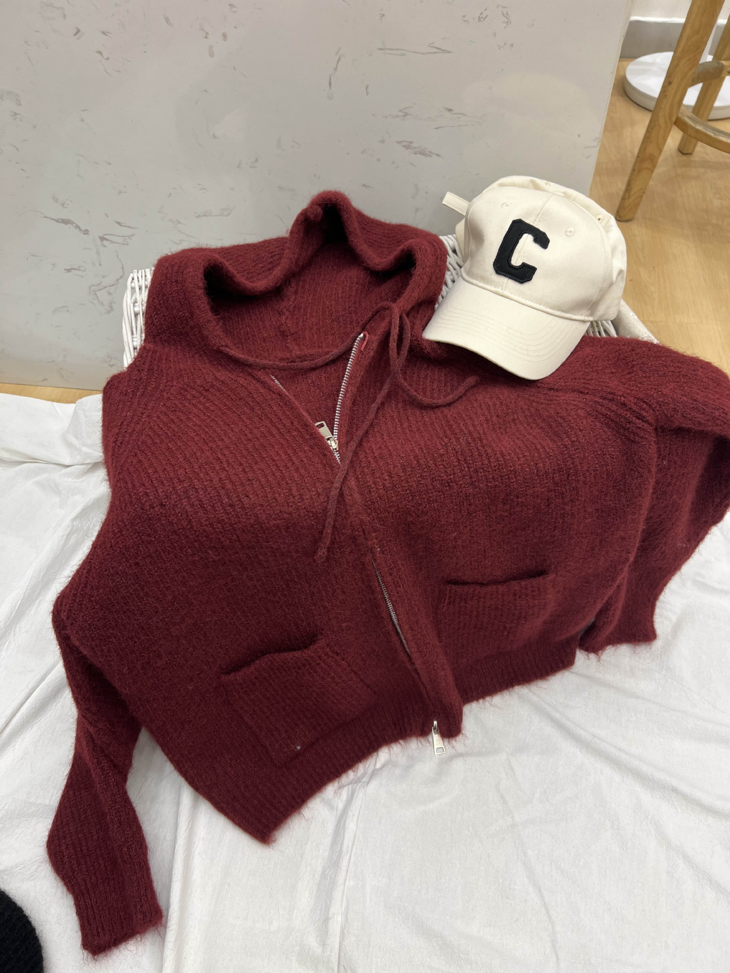 24 invierno Puyuan otoño y invierno nuevo estilo femenino coreano suelto de moda simple cardigan de lana universal
