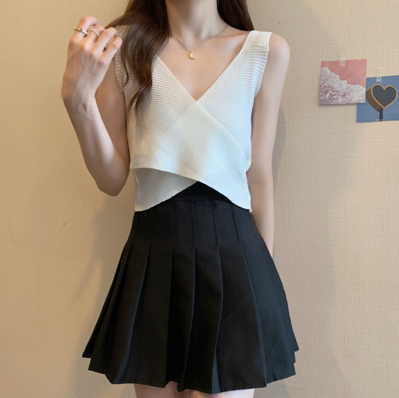 140g Weight Polyester Fabric Type Short Top Length Blouse Tops Type Vintage Style Solid Color Polyester V Neck Backless Blouse