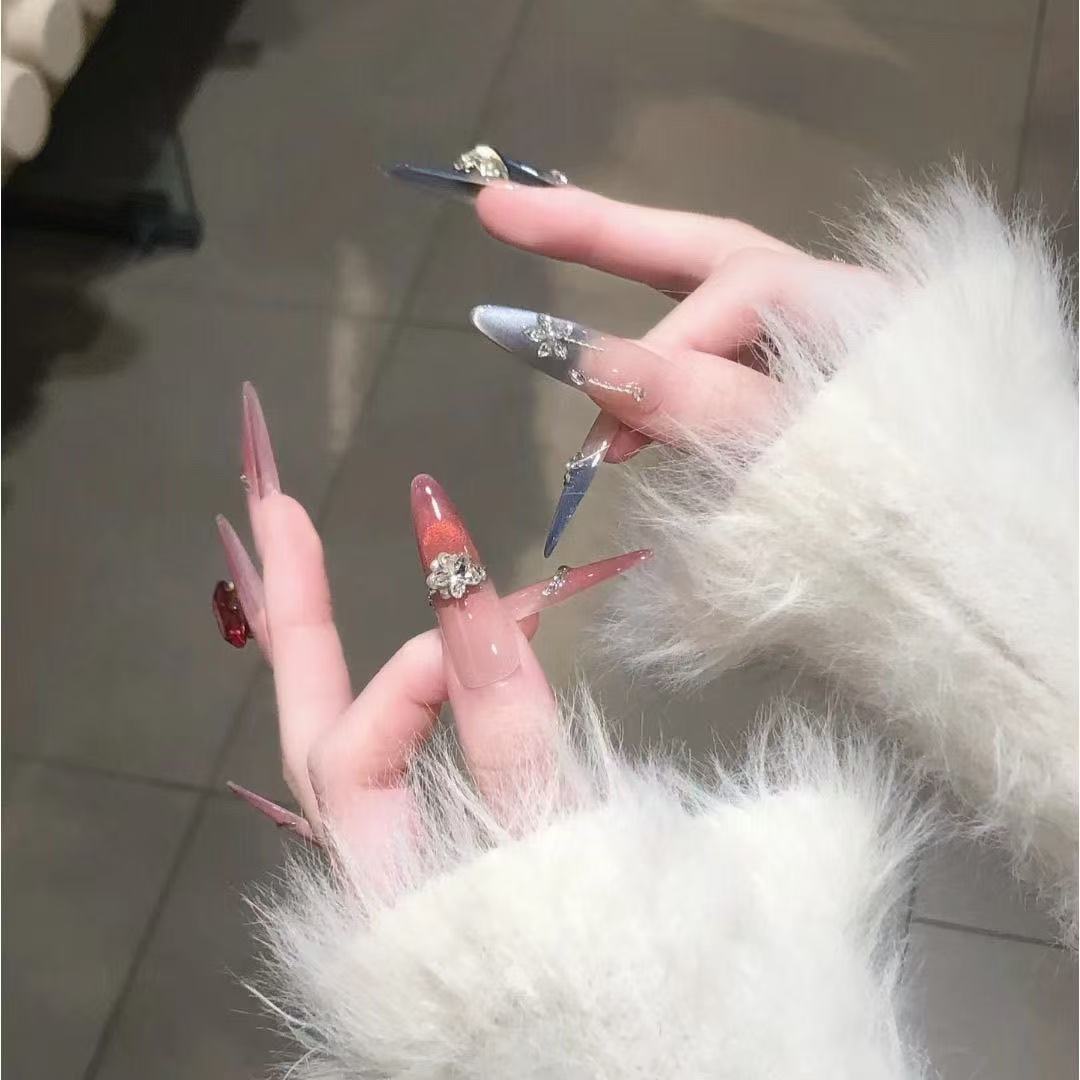 [Ojos de gato de dos colores] Estilo francés Ao Bing CP bicolor parpadeantes uñas de ojos de gato con temperamento y ambiente blanco puro hecho a mano