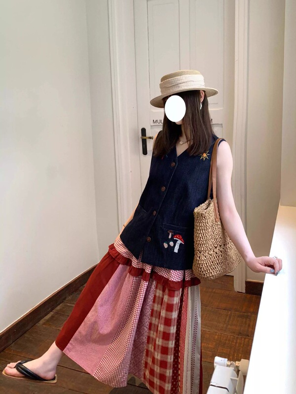 2025流行穿搭一整套女装夏季韩系复古蘑菇刺绣牛仔马甲搭配半身裙|undefined