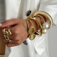 �W���羳�Ʒ �B���L�AƬ�p�ӹ������C ��Ҏ�t�Ͻ�Bracelet���b
