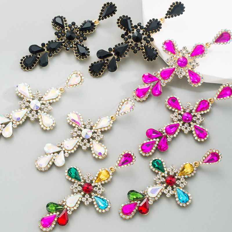 Fashion Cross Alloy Inlay Rhinestone Earrings display picture 2