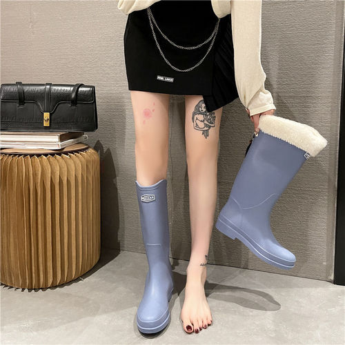 Outdoor rain boots women's fashion style Martin boots non-slip lightweight long water shoes plus velvet thick sole protective rain boots trendy