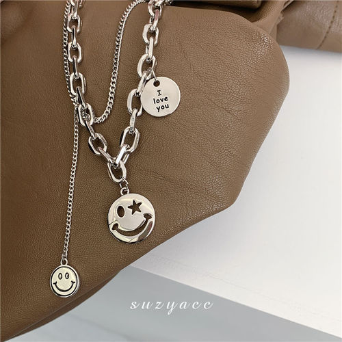 Titanium steel smiling pendant set of three, double-layer stacking necklace for men and women, light luxury, Instagram influencer fashion, personalized choker necklace