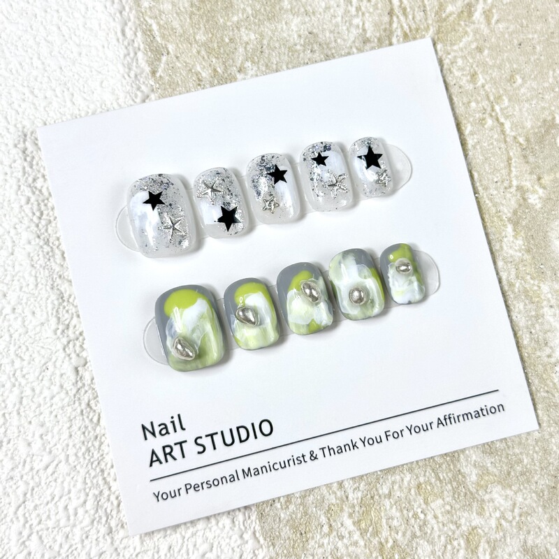 Green Star River Starburst Gradient Niche Design Ins-Style Handmade Wearable Nails Short Square Round Manicure