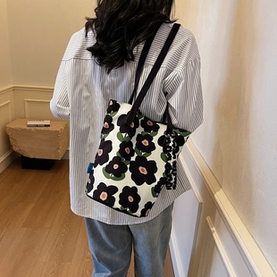 Large Capacity Canvas Bucket Bag Fashion Printed All-match Niche Design Handbag Fashionable Casual Shoulder Bag Women