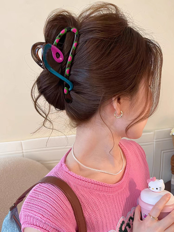 2025年新作フレンチサテン三角グリッパー、女性用ハイエンド後頭部ヘアシャーククリップ、気質と多用途のヘアアクセサリー|undefined