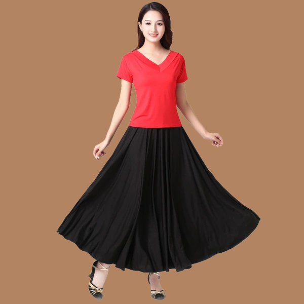 Red T-shirt, black long skirt, with short sleeve