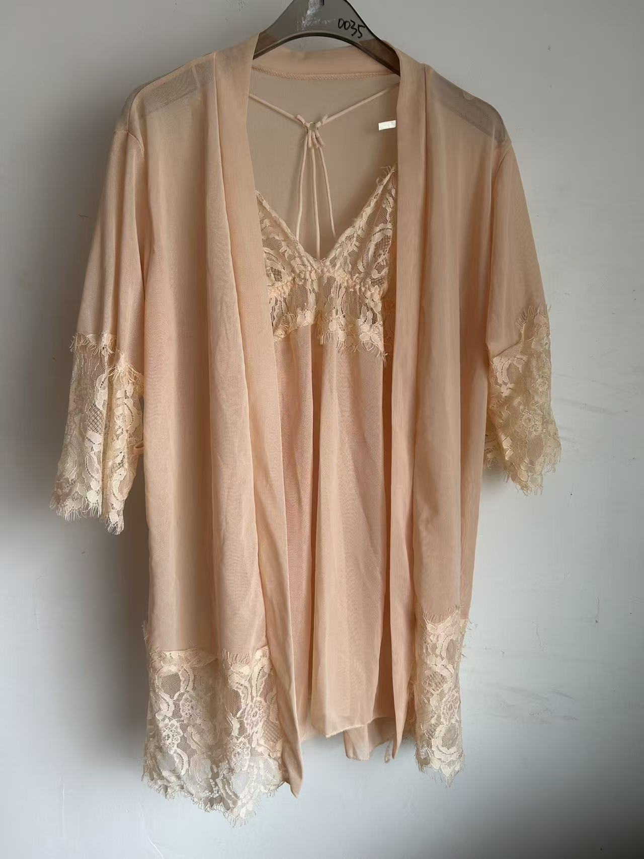 살구색 슬립 원피스 + 가운 [허리띠 없음, 민감하신 분은 구매를 피해주세요]