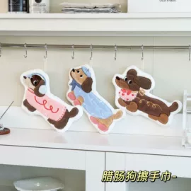 胸针;毛巾;钥匙扣及钥匙扣配件