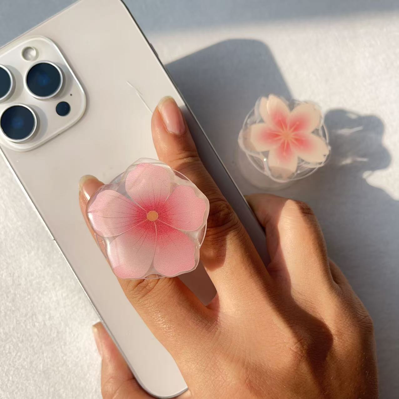25g Weight Airbag Bracket Classification Acrylic Material Flower Pattern Cute Style Flower Acrylic Cute Airbag Bracket 3